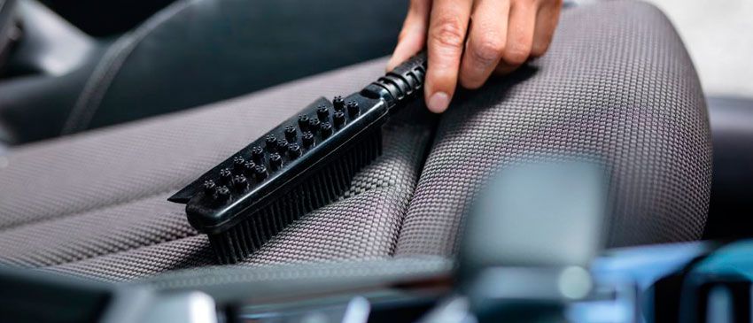 Silikonska četka za sedište